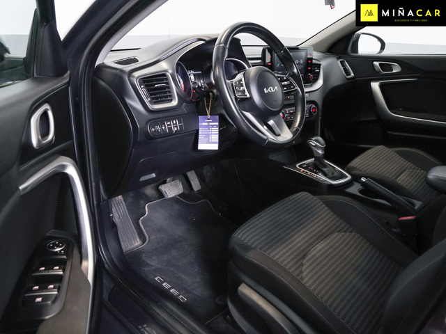 Foto 12 Kia Ceed 1.0 MHEV Drive DCT 88 kW (120 CV)