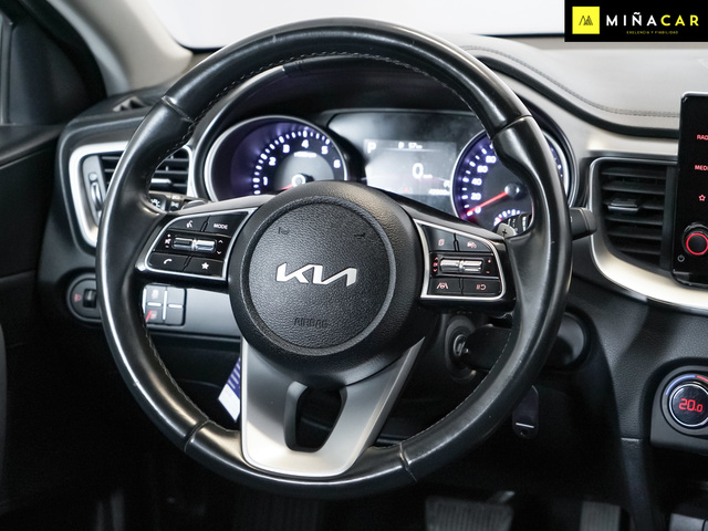 Foto 13 Kia Ceed 1.0 MHEV Drive DCT 88 kW (120 CV)