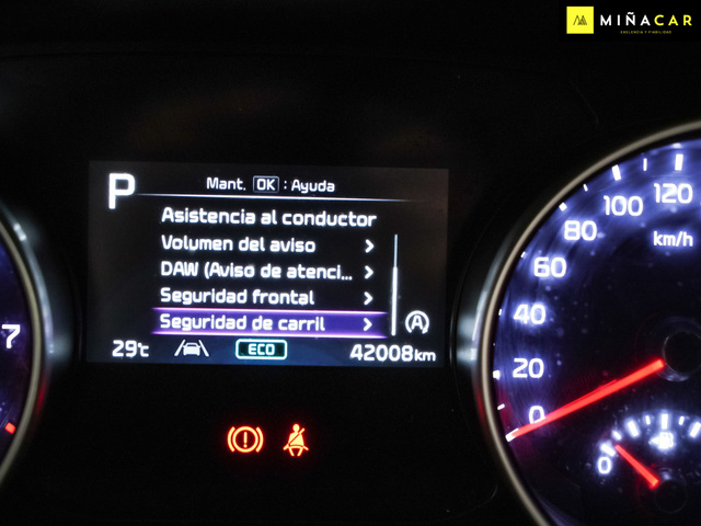 Foto 15 Kia Ceed 1.0 MHEV Drive DCT 88 kW (120 CV)