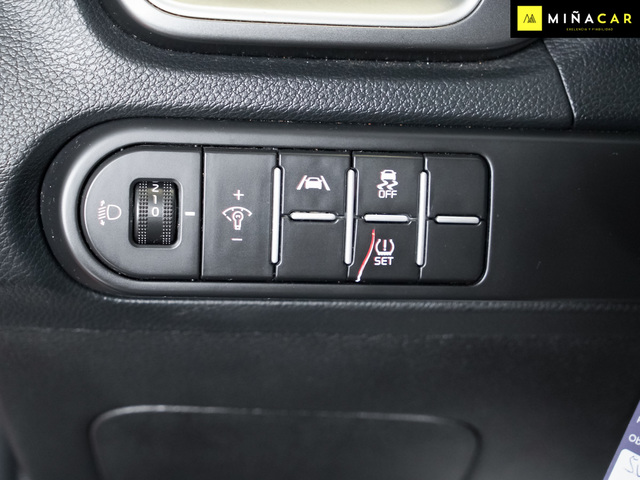 Foto 18 Kia Ceed 1.0 MHEV Drive DCT 88 kW (120 CV)