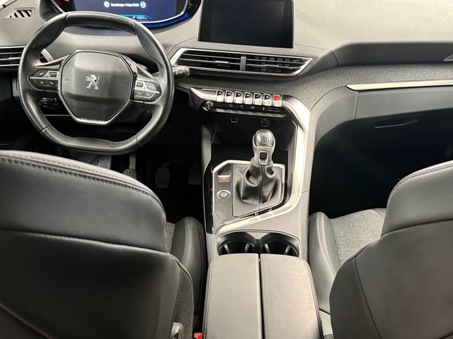 Peugeot 3008 PureTech 130 S&S Allure 96 kW (130 CV)