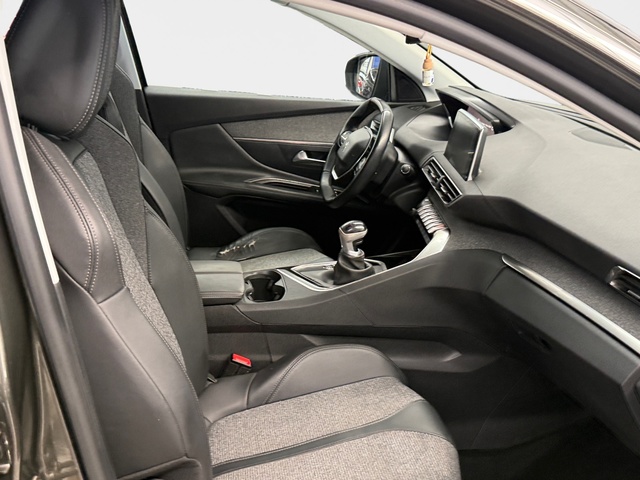 Peugeot 3008 PureTech 130 S&S Allure 96 kW (130 CV)