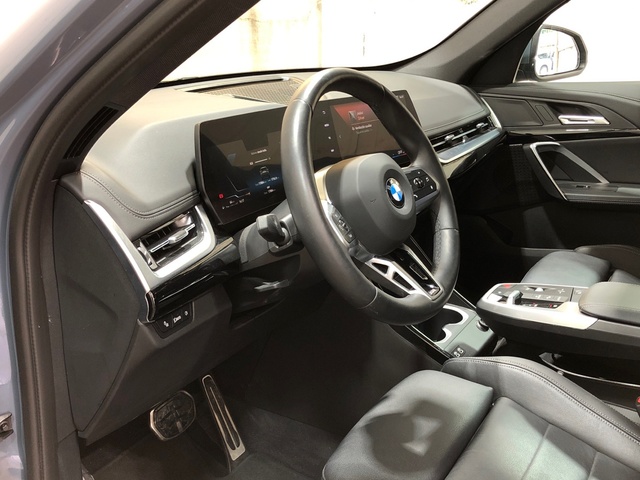 BMW X1 sDrive18d color Gris. Año 2024. 110KW(150CV). Diésel. En concesionario Movilnorte El Plantio de Madrid