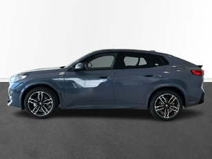 Fotos de BMW X2 sDrive18d color Gris. Año 2025. 110KW(150CV). Diésel. En concesionario BMW Marcos Automoción de Valencia