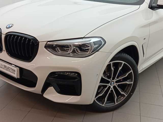BMW X4 M40d color Blanco. Año 2020. 240KW(326CV). Diésel. En concesionario Augusta Aragon S.A. de Zaragoza