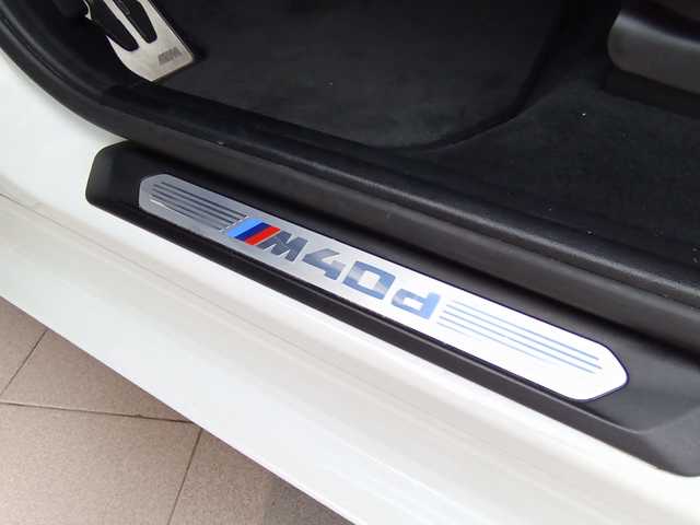 BMW X4 M40d color Blanco. Año 2020. 240KW(326CV). Diésel. En concesionario Augusta Aragon S.A. de Zaragoza