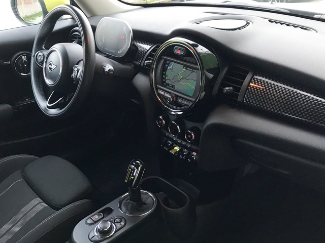 fotoG 7 del MINI MINI 3 Puertas Cooper SE 135 kW (184 CV) 184cv Eléctrico del 2021 en Pontevedra