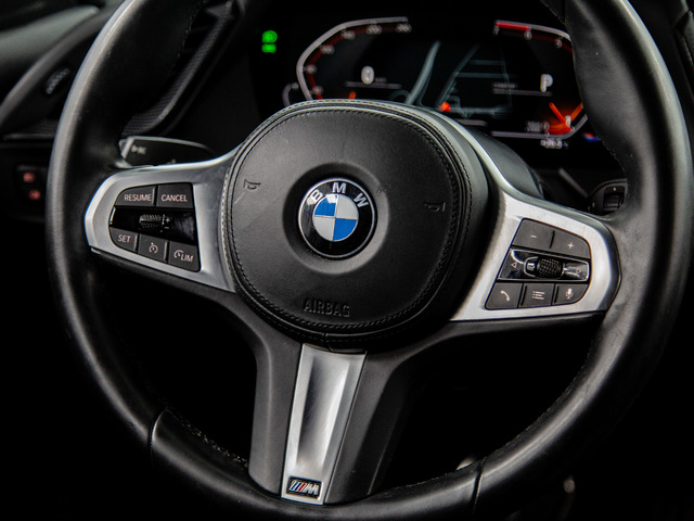 BMW Serie 1 118i color Negro. Año 2019. 103KW(140CV). Gasolina. En concesionario Móvil Begar Alicante de Alicante