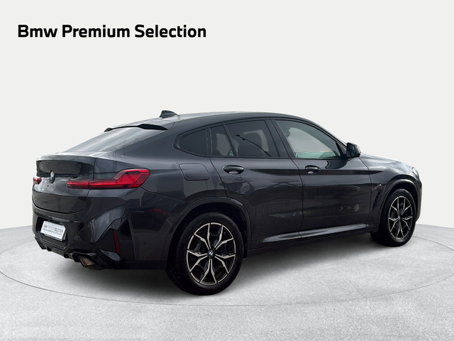 BMW X4 xDrive20d color Gris. Año 2022. 140KW(190CV). Diésel. En concesionario Carteya Motor | Campo de Gibraltar de Cádiz