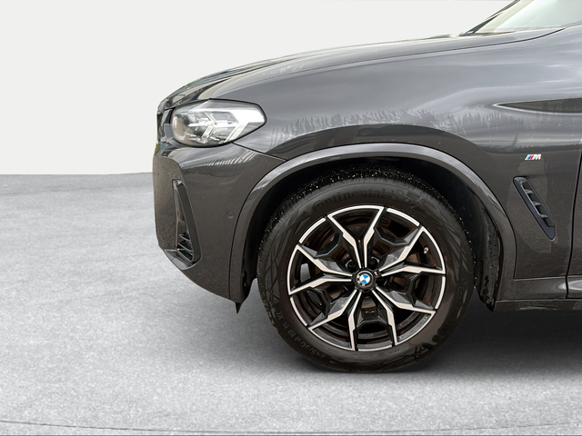 BMW X4 xDrive20d color Gris. Año 2022. 140KW(190CV). Diésel. En concesionario Carteya Motor | Campo de Gibraltar de Cádiz