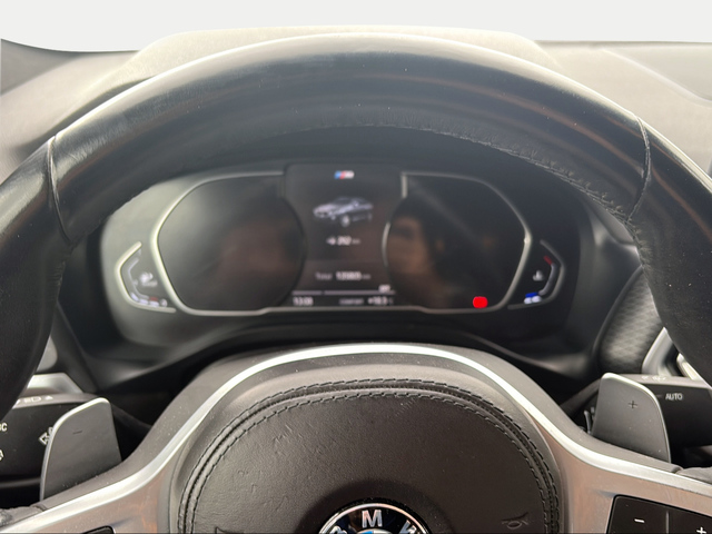 BMW X4 xDrive20d color Gris. Año 2022. 140KW(190CV). Diésel. En concesionario Carteya Motor | Campo de Gibraltar de Cádiz