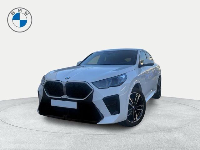 BMW X2 xDrive20d color Blanco. Año 2025. 120KW(163CV). Diésel. En concesionario Ilbira Motor | Granada de Granada