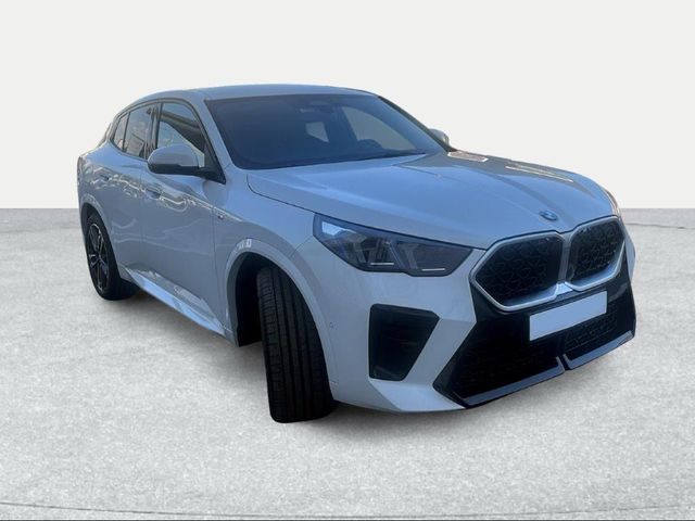 BMW X2 xDrive20d color Blanco. Año 2025. 120KW(163CV). Diésel. En concesionario Ilbira Motor | Granada de Granada