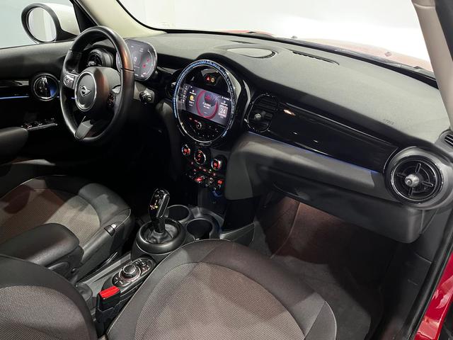 fotoG 7 del MINI MINI 5 Puertas Cooper 100 kW (136 CV) 136cv Gasolina del 2022 en Lleida