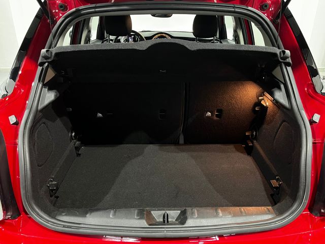 fotoG 10 del MINI MINI 5 Puertas Cooper 100 kW (136 CV) 136cv Gasolina del 2022 en Lleida