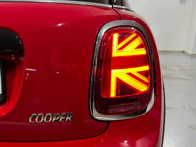 fotoG 20 del MINI MINI 5 Puertas Cooper 100 kW (136 CV) 136cv Gasolina del 2022 en Lleida
