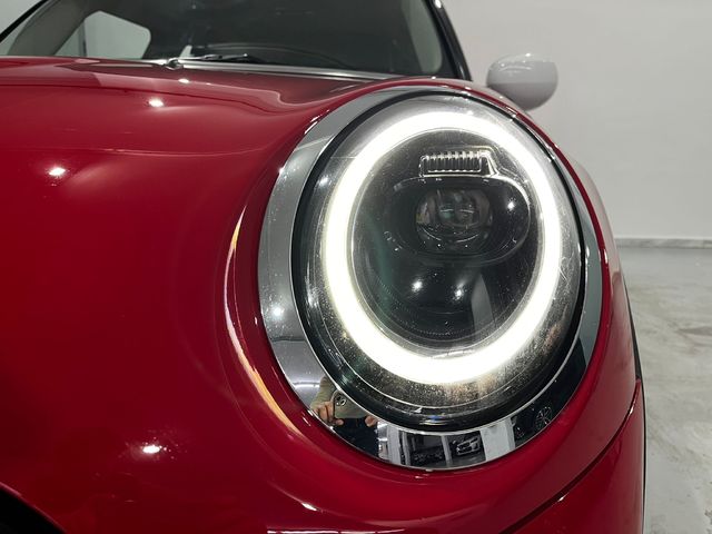 fotoG 22 del MINI MINI 5 Puertas Cooper 100 kW (136 CV) 136cv Gasolina del 2022 en Lleida