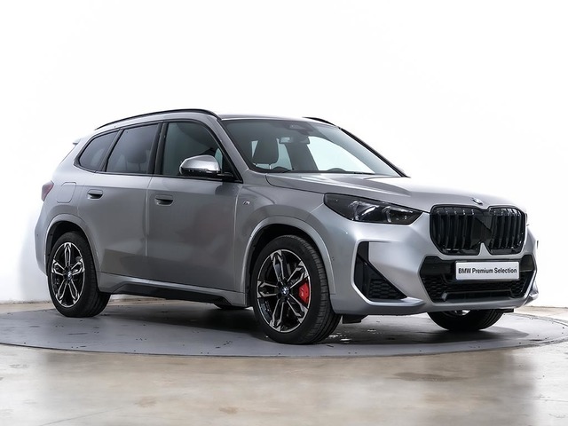 BMW X1 sDrive20d color Gris Plata. Año 2024. 120KW(163CV). Diésel. En concesionario Oliva Motor Tarragona de Tarragona