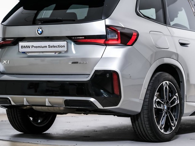 BMW X1 sDrive20d color Gris Plata. Año 2024. 120KW(163CV). Diésel. En concesionario Oliva Motor Tarragona de Tarragona