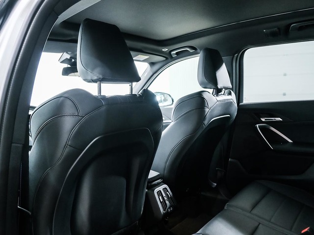 BMW X1 sDrive20d color Gris Plata. Año 2024. 120KW(163CV). Diésel. En concesionario Oliva Motor Tarragona de Tarragona