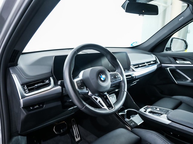 BMW X1 sDrive20d color Gris Plata. Año 2024. 120KW(163CV). Diésel. En concesionario Oliva Motor Tarragona de Tarragona