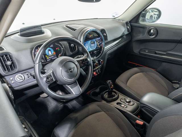 fotoG 13 del MINI MINI Countryman Cooper D 110 kW (150 CV) 150cv Diésel del 2022 en Girona