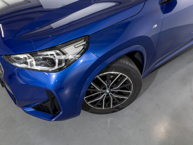 BMW X1 sDrive18d color Azul. Año 2024. 110KW(150CV). Diésel. En concesionario Oliva Motor Girona de Girona