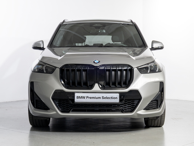 BMW X1 sDrive20d color Gris Plata. Año 2024. 120KW(163CV). Diésel. En concesionario Oliva Motor Girona de Girona