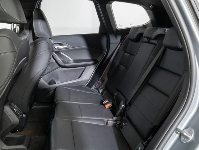 BMW X1 sDrive20d color Gris. Año 2024. 120KW(163CV). Diésel. En concesionario Oliva Motor Girona de Girona