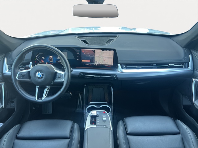 BMW X1 sDrive20d color Blanco. Año 2024. 120KW(163CV). Diésel. En concesionario Movitransa Cars Jerez de Cádiz