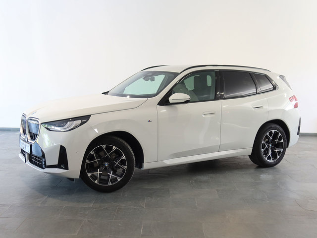 BMW X3 xDrive20d color Blanco. Año 2025. 145KW(197CV). Diésel. En concesionario Autogal de Ourense