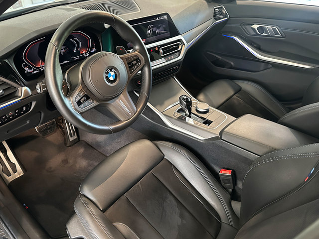 BMW Serie 3 330i Touring color Gris Plata. Año 2021. 190KW(258CV). Gasolina. En concesionario Autogal de Ourense