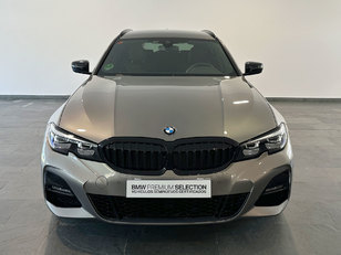 Fotos de BMW Serie 3 330i Touring color Gris Plata. Año 2021. 190KW(258CV). Gasolina. En concesionario Autogal de Ourense