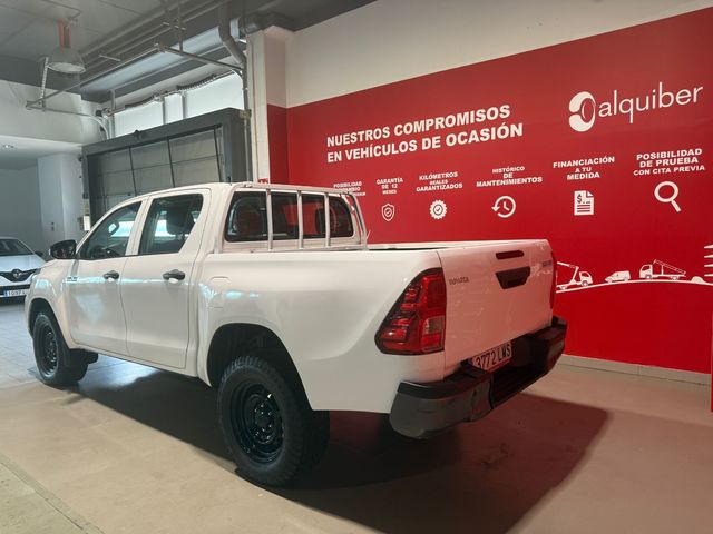 Toyota Hilux 2.4 D-4D Doble Cabina GX 110 kW (150 CV)
