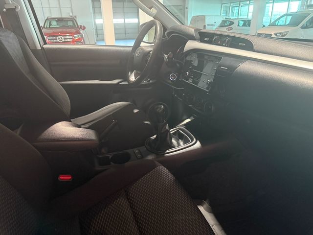 Toyota Hilux 2.4 D-4D Doble Cabina GX 110 kW (150 CV)
