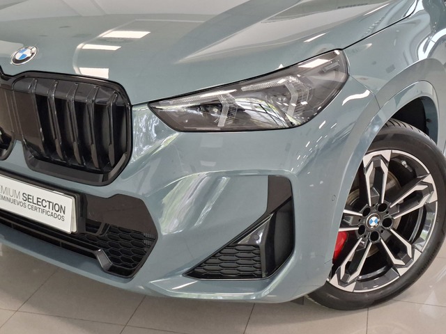 BMW X1 sDrive20d color Verde. Año 2024. 120KW(163CV). Diésel. En concesionario Automoviles Bertolin, S.L. de Valencia