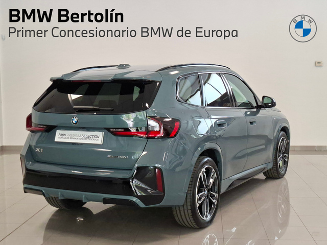 BMW X1 sDrive20d color Verde. Año 2024. 120KW(163CV). Diésel. En concesionario Automoviles Bertolin, S.L. de Valencia