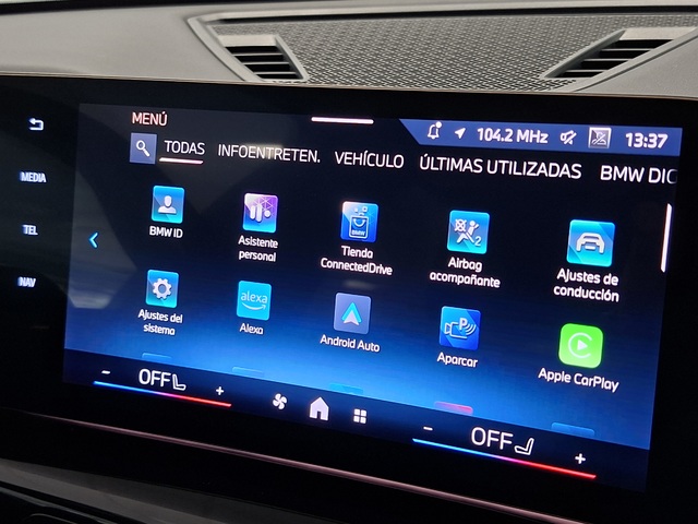 BMW X1 sDrive20d color Verde. Año 2024. 120KW(163CV). Diésel. En concesionario Automoviles Bertolin, S.L. de Valencia