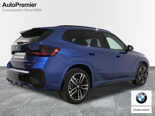 BMW X1 sDrive20d color Azul. Año 2024. 120KW(163CV). Híbrido Electro/Diesel. En concesionario Auto Premier, S.A. - MADRID de Madrid
