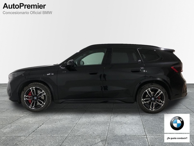 BMW X1 sDrive20d color Negro. Año 2024. 120KW(163CV). Diésel. En concesionario Auto Premier, S.A. - MADRID de Madrid