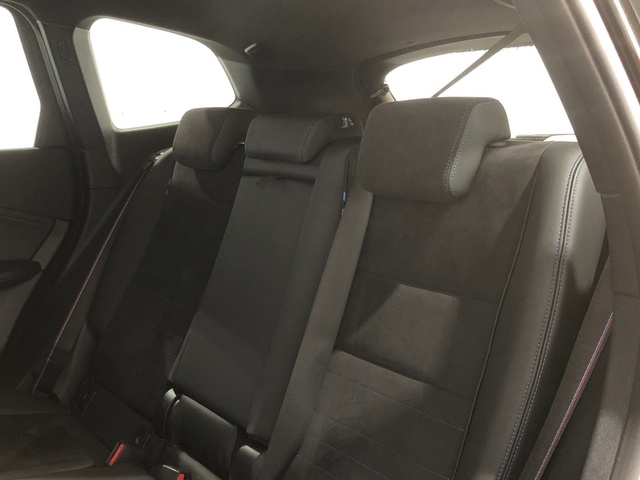 BMW X1 sDrive20d color Negro. Año 2024. 120KW(163CV). Diésel. En concesionario Auto Premier, S.A. - MADRID de Madrid