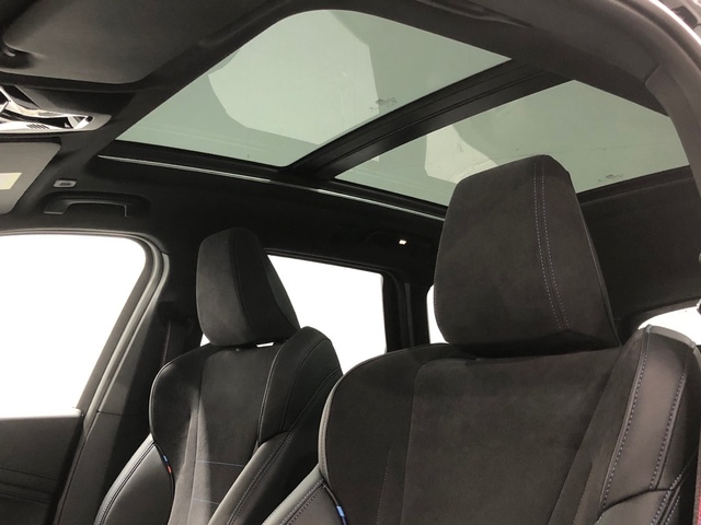 BMW X1 sDrive20d color Negro. Año 2024. 120KW(163CV). Diésel. En concesionario Auto Premier, S.A. - MADRID de Madrid