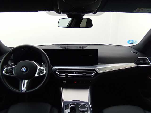 BMW Serie 3 318d color Blanco. Año 2024. 110KW(150CV). Diésel. En concesionario Augusta Aragon S.A. de Zaragoza