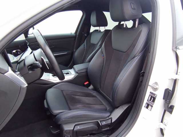 BMW Serie 3 318d color Blanco. Año 2024. 110KW(150CV). Diésel. En concesionario Augusta Aragon S.A. de Zaragoza
