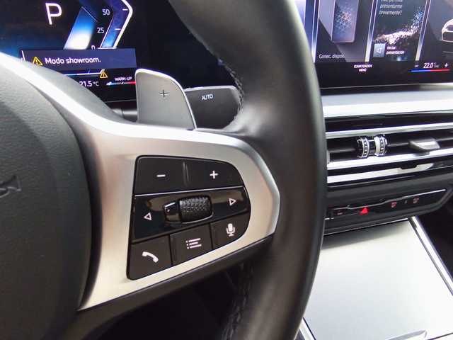 BMW Serie 3 318d color Blanco. Año 2024. 110KW(150CV). Diésel. En concesionario Augusta Aragon S.A. de Zaragoza