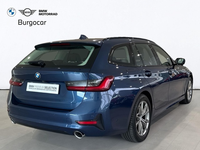 BMW Serie 3 320d Touring color Azul. Año 2022. 140KW(190CV). Diésel. En concesionario Motor Gorbea de Álava
