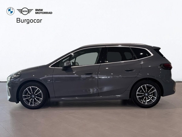 BMW Serie 2 218d Active Tourer color Gris. Año 2024. 110KW(150CV). Diésel. En concesionario Burgocar (Bmw y Mini) de Burgos