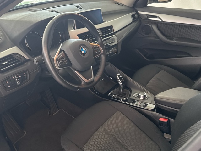 BMW X2 xDrive18d color Gris. Año 2021. 110KW(150CV). Diésel. En concesionario Motor Gorbea de Álava