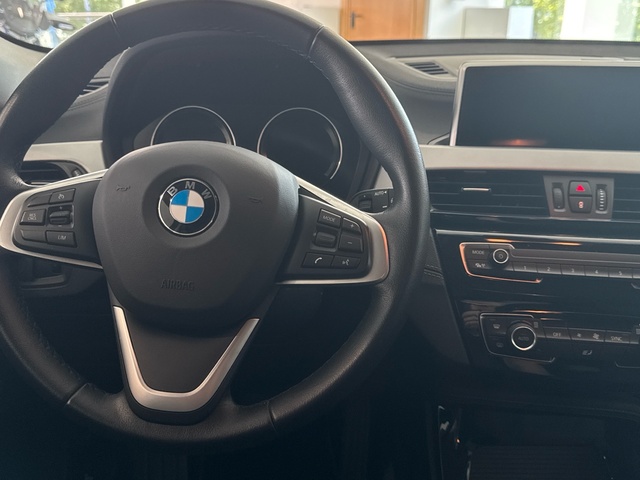 BMW X2 xDrive18d color Gris. Año 2021. 110KW(150CV). Diésel. En concesionario Motor Gorbea de Álava