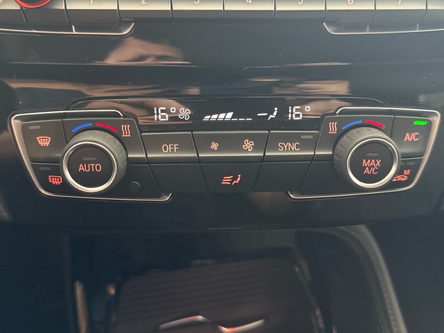 BMW X2 xDrive18d color Gris. Año 2021. 110KW(150CV). Diésel. En concesionario Motor Gorbea de Álava
